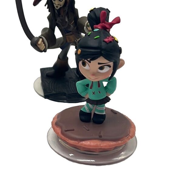 Disney Infinity Bundle Figures & Platform Incredibles Monsters Inc Jack Sparrow - Picture 2 of 12